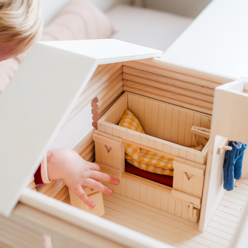 Poppenhuis - meubel - bedstee met loungestoel