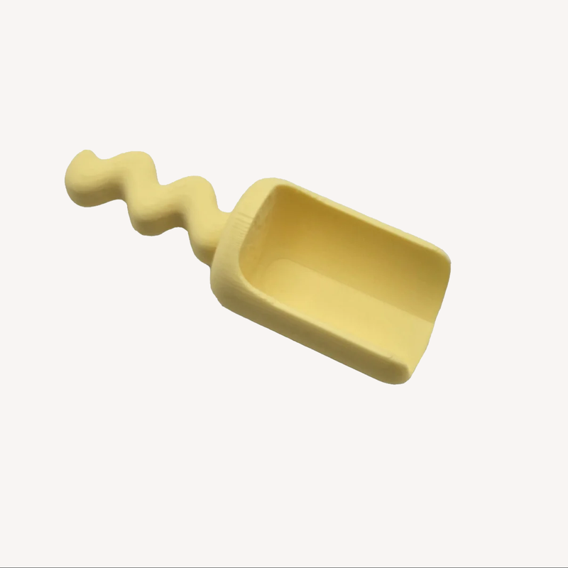 Large play shovel