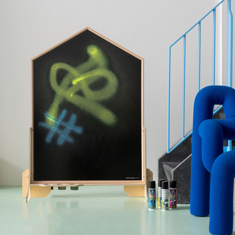 Lille Hus - Zwart - Enkelzijdig M - zonder standaard