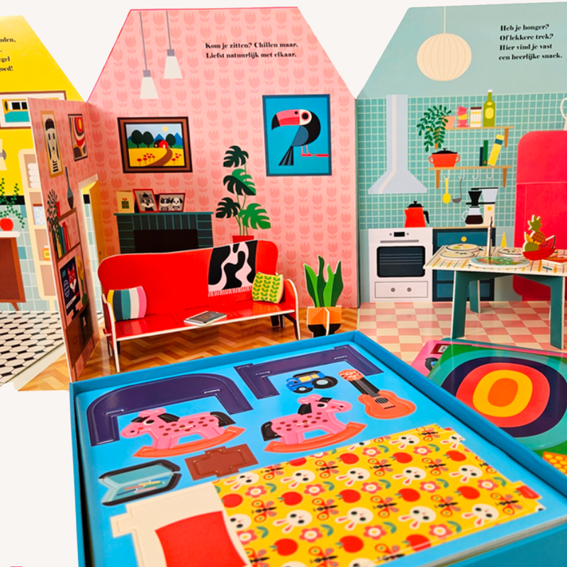 PRE-ORDER | Poppenhuis - vouw uit, lees en speel