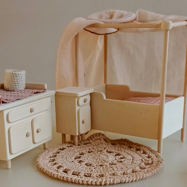 Dollhouse - furniture - four-poster bed with bedside table