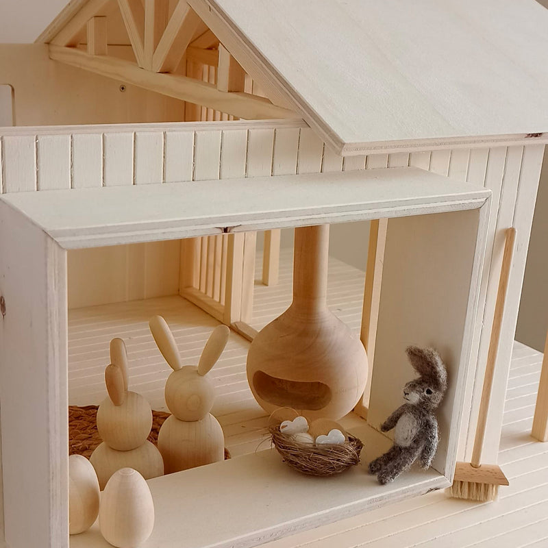 Dollhouse - Barn House