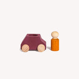 Wooden car with figure - plum