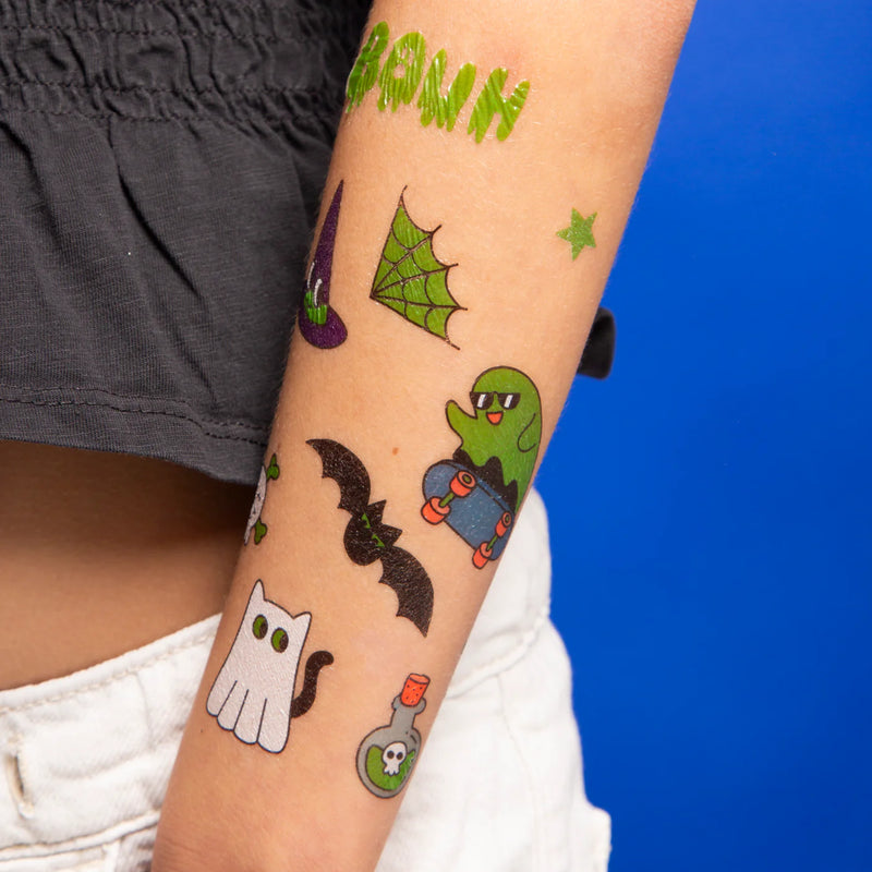 Tattoos Glow in the dark - Boo!
