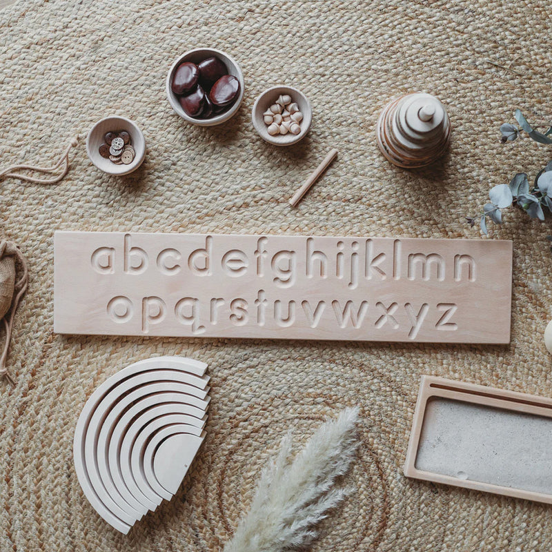 Alphabet tracing board – L U D E