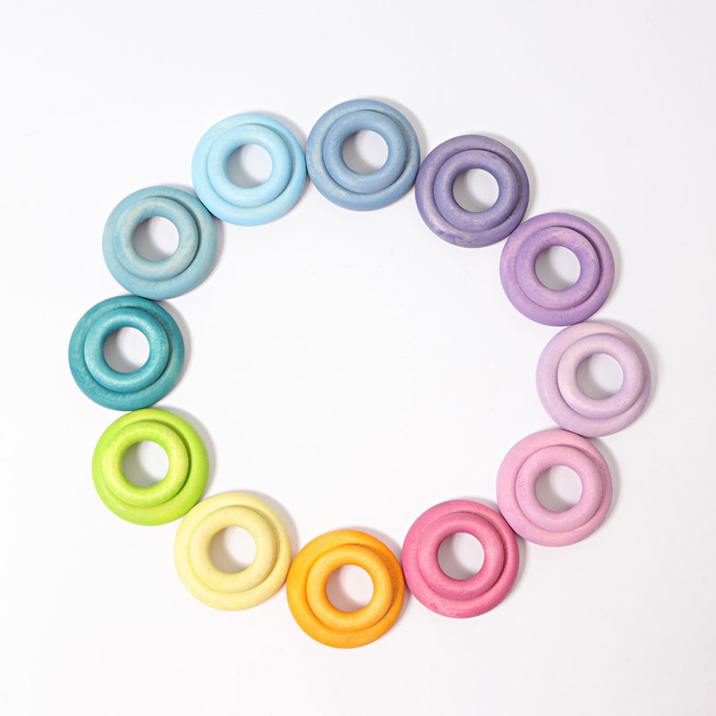 Wooden rings - pastel