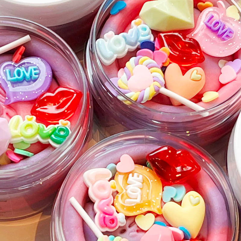 Speelklei - Love love me dough surprise pot