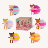 Pre-order | Bruisbal - mystery - met popje