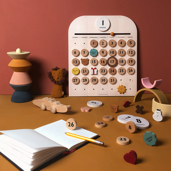 Wooden calendar