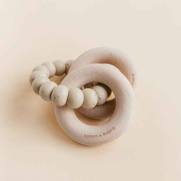 Teether - rattle beech wood biscuit